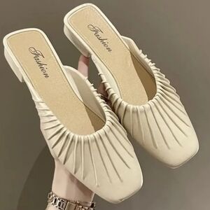 Lightweight Waterproof Mules